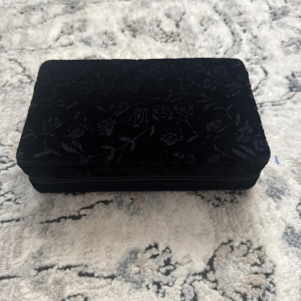 Black Burnt Velvet Clamshell Hard Jewelry Organizer Travel Box Hinged Lid Lined